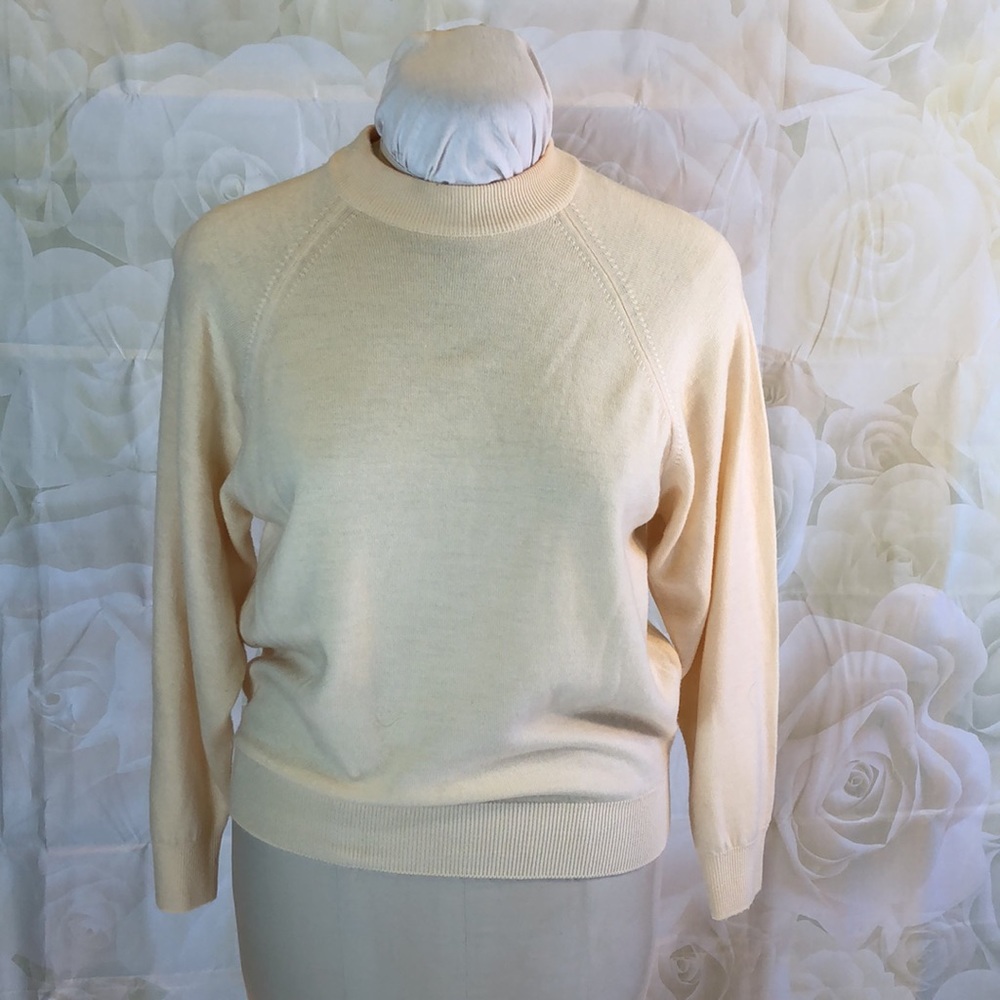 Straven England Butter Yellow Merino Wool Sweater Medium